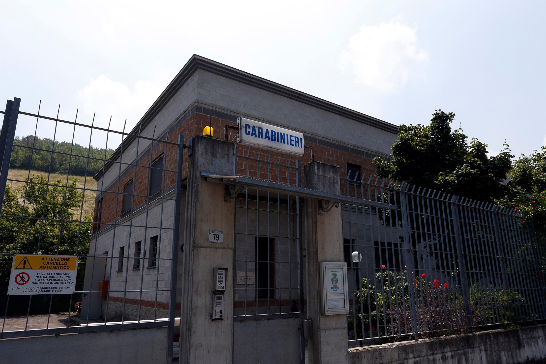 Savignano, minacce con coltello e tentata rapina: arrestato