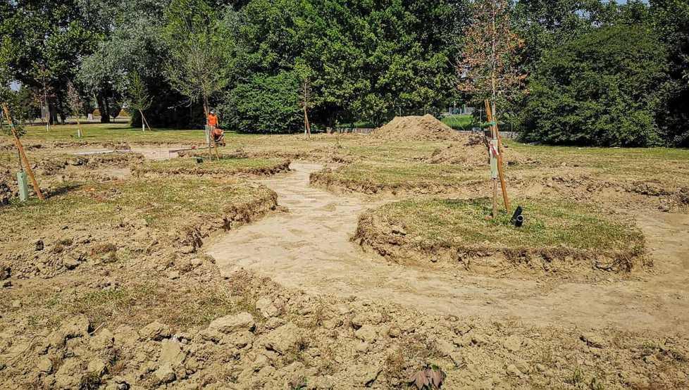 Il lavori al fututo parco Terzo Paradiso attiguo al Russel