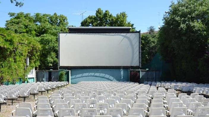 A Modena torna il cinema sotto le stelle con “Volevo nascondermi”