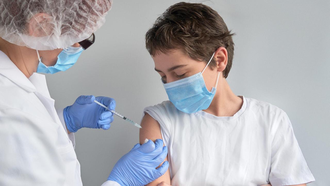 Ripresa scuola, la Regione Emilia Romagna: "Mai più lezioni in Dad per gli studenti vaccinati"