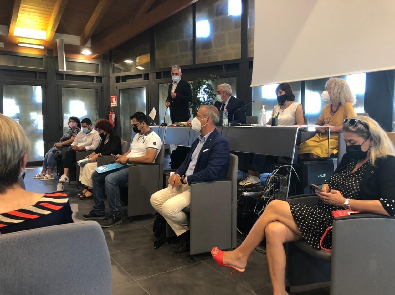 Il consiglio comunale si ritrova dopo un anno 