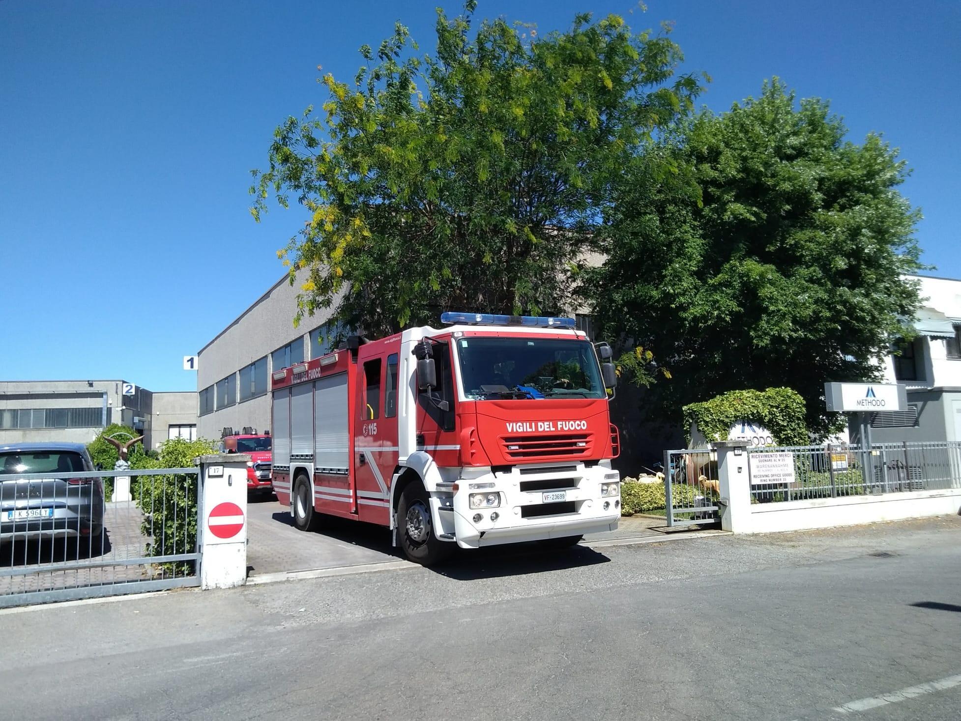 Tragedia a Novellara, muore schiacciato da un sacco di mangimi da 12 quintali