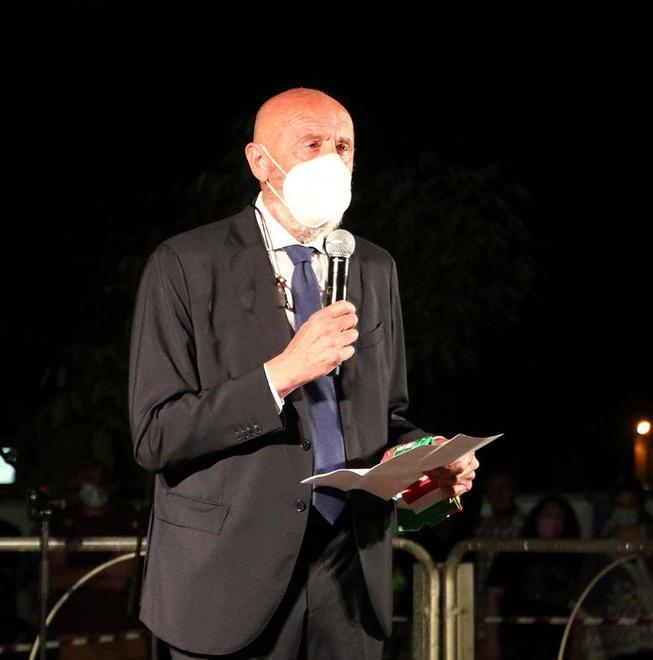 Sindaco assente nell’anniversario: «Malessere da vaccino»