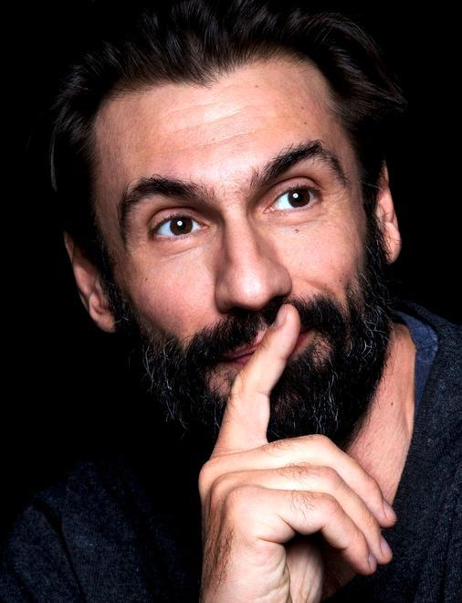 Il talento smarrito di “Italo”, il clown triste di Fabrizio Gifuni