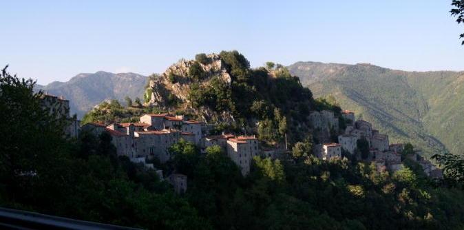 Lucchio, mancano soldi per i lavori all’antica Rocca