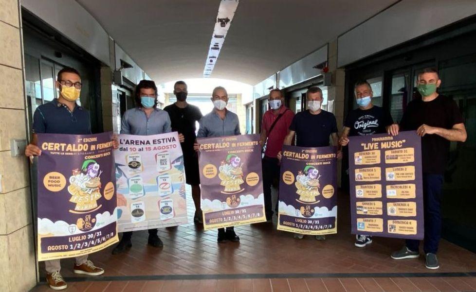 Torna la Festa della birra Musica, mercatini e cibo davanti alla piscina 