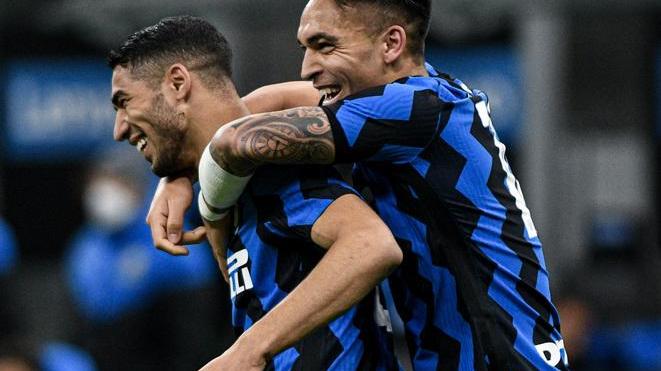 L’Inter saluta Hakimi e flirta con Lautaro Martinez