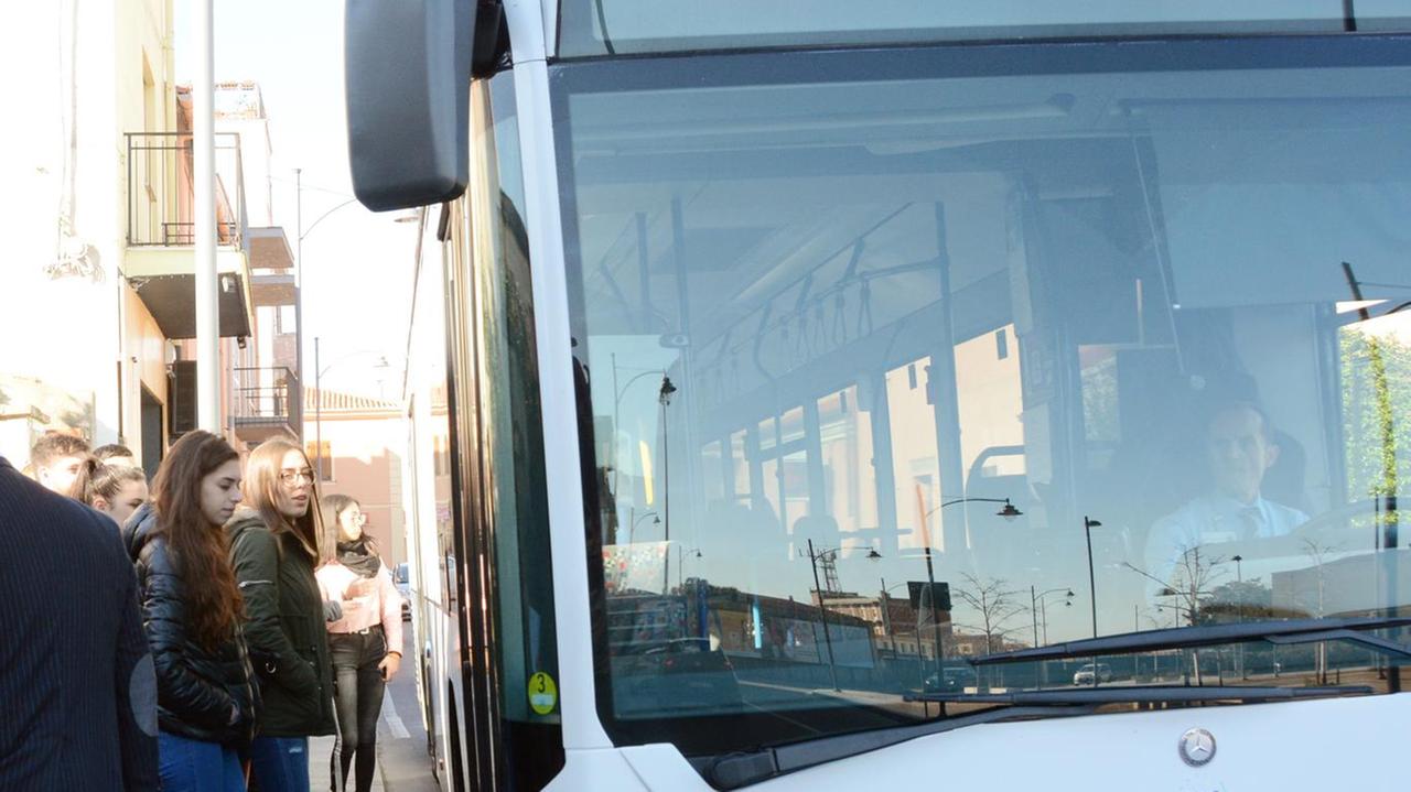 Due percorsi per i bus della linea 5