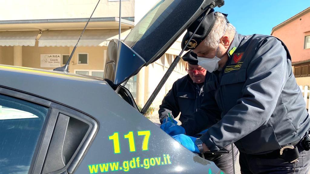 Trovati 20 lavoratori in nero nella scuola di vela
