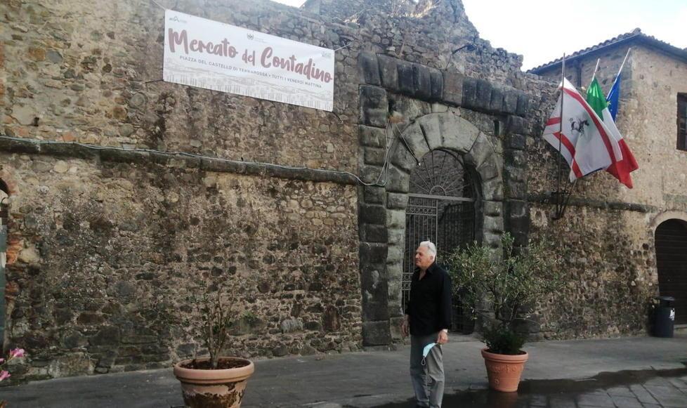  Mercato del Contadino: al castello Malaspina prodotti a filiera corta 