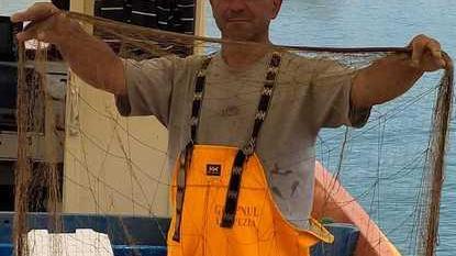 I delfini distruggono le reti Parte l’esposto dei pescatori