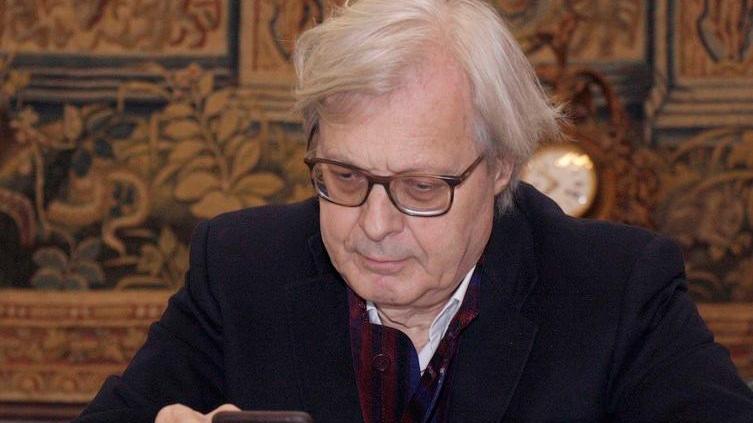 Indagine su opere false Sgarbi prosciolto a giudizio 19 persone