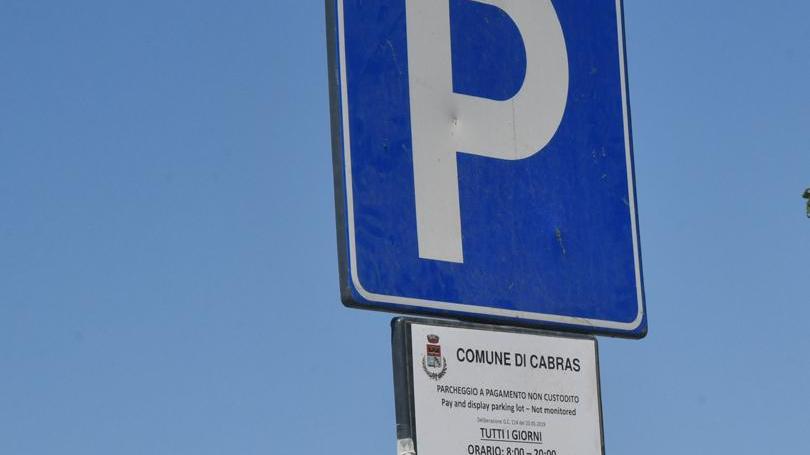 Parcheggi a pagamento nelle coste del Sinis, per gli abbonamenti procedure on line