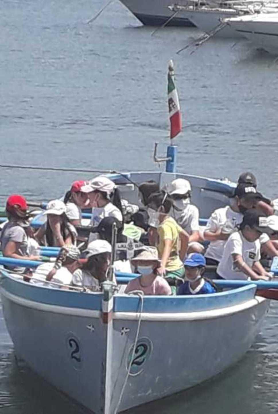 Nuoto, vela e voga per gli allievi del Bernardini