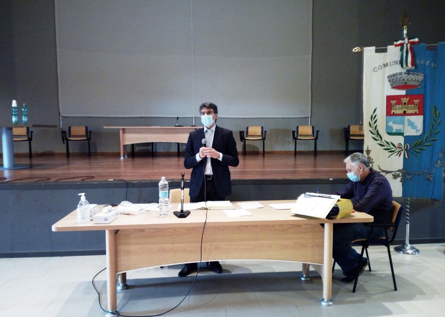 Cabras, sì al bilancio senza nuovi debiti 