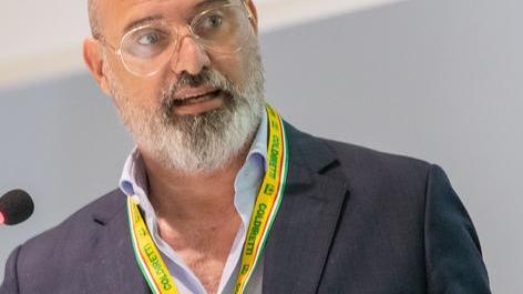 Covid, Bonaccini in ansia per la campagna: «Così rischiamo di frenare i vaccini»