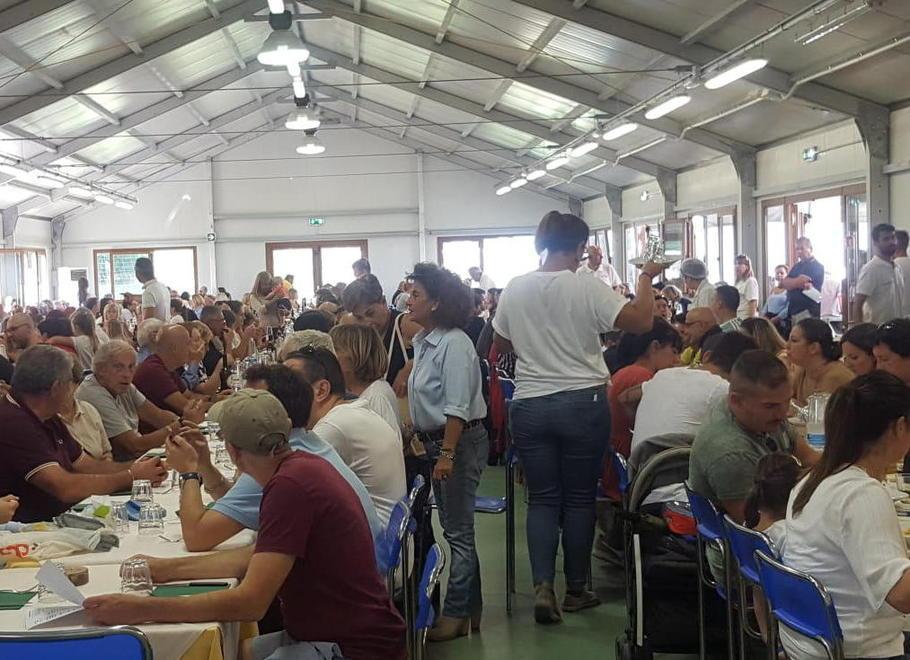  Mastrini stoppa tutte le sagre estive: «Dobbiamo aiutare i bar e i ristoranti» 