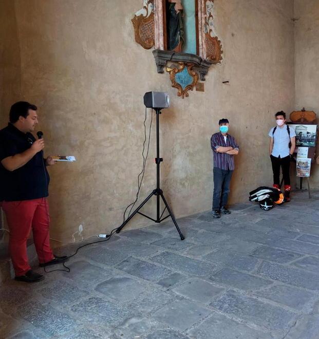Undici fotografi espongono in undici chiese 