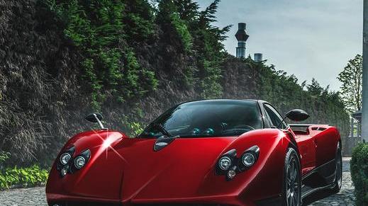 Con Forghieri e Menabue il fascino Motor Valley domani arriva in piazza