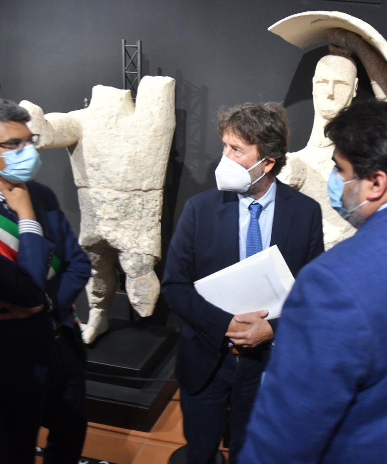I giganti testimonial dell’isola nel mondo 