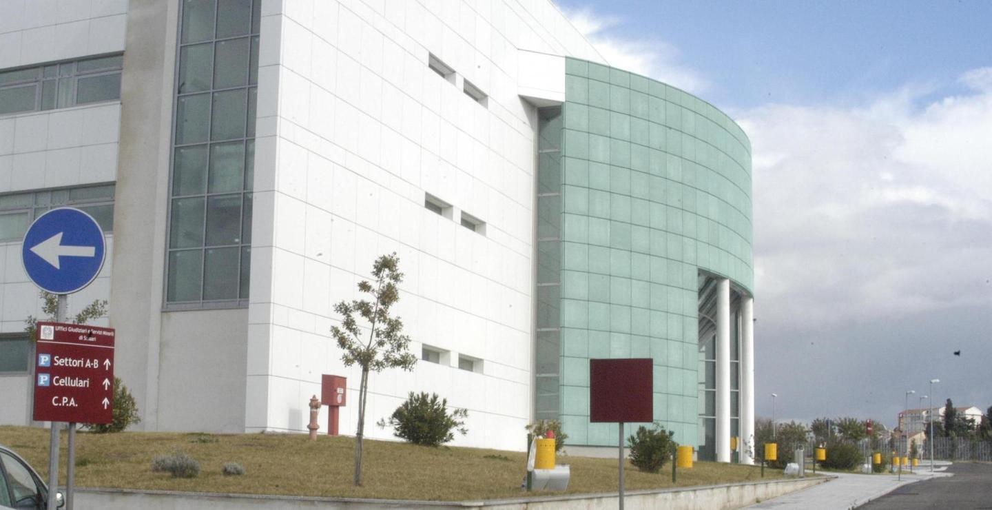 Rischiò di morire, resta con i genitori 