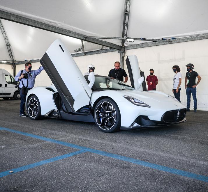 Modena. Il progetto Masa: nuove tecnologie Tim al servizio delle auto anche grazie al 5G 