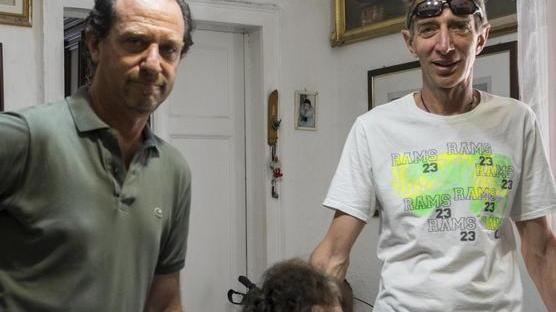 Anziana si sente sola e chiama la polizia «Venitemi a fare un po’ di compagnia»