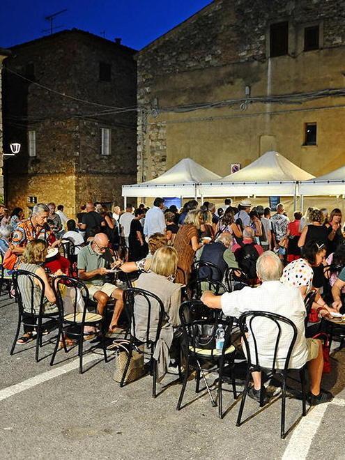 Concerti, arte e film il borgo si apre nelle serate estive