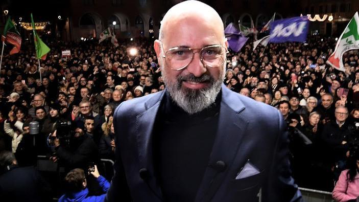 Bonaccini lancia il nuovo libro e “disegna” il futuro del Paese