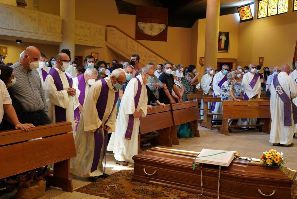 L’ultimo abbraccio a Valfredo Zolesi, l’ingegnere-diacono che sognava Marte 