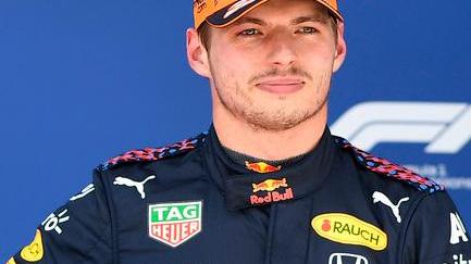 La pole è di Verstappen Ferrari fuori dalla Q3 Hamilton rinnova al 2023