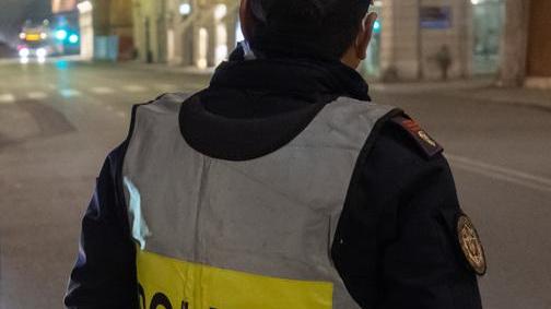 Non si è fermato all’alt Multa e auto sequestrata
