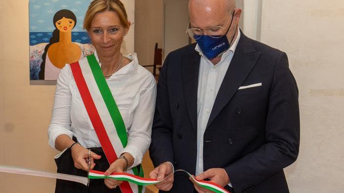 Bonaccini arriva a Palazzo Pio «Restauro di altissimo livello»
