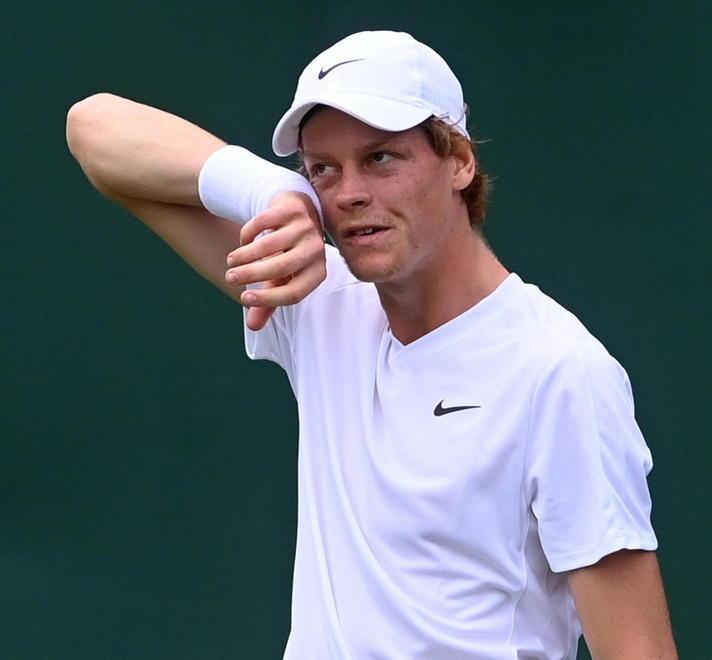 Berrettini e Sonego avanzano Sinner rinuncia alle Olimpiadi 