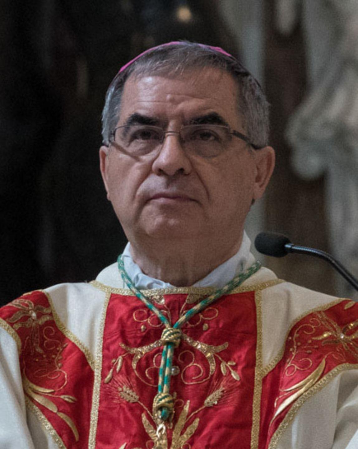 Becciu a giudizio: «La verità verrà a galla» 