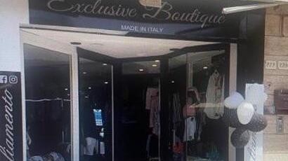 Riconosce la refurtiva addosso al ladro e lo fa arrestare