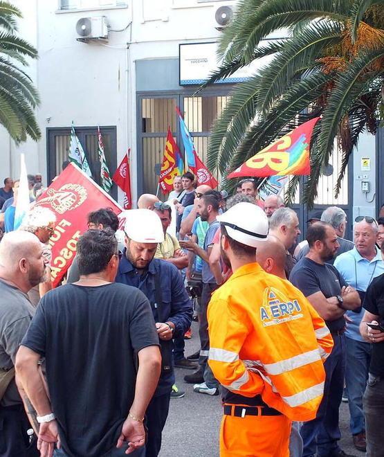 «Se la fabbrica muore sono tutti colpevoli» I sindacati pronti a scendere a Roma 