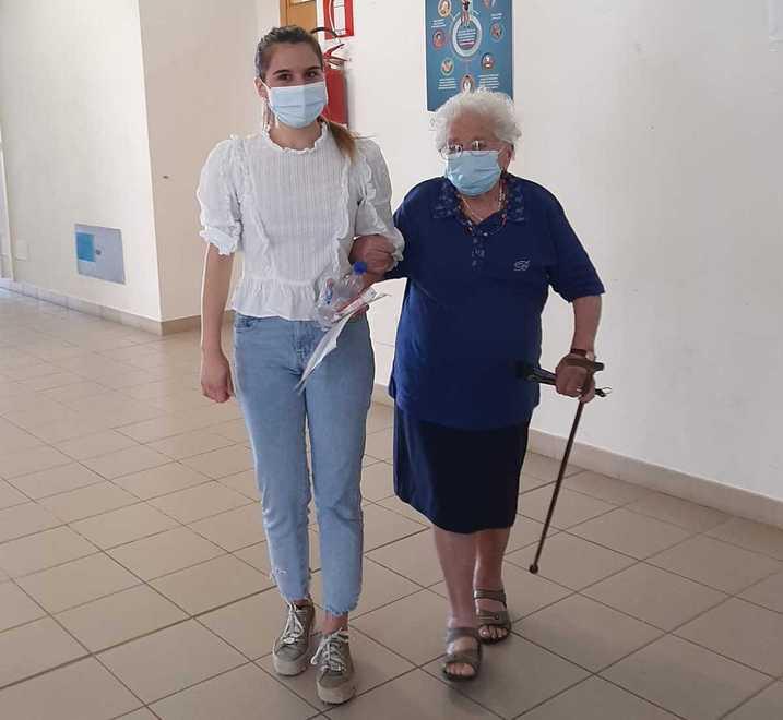 La bisnonna Aladina a 97 anni non si perde l’esame della nipote 
