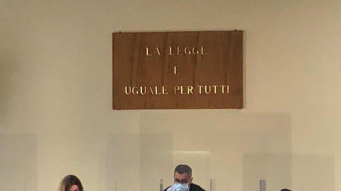 Modena. Rapina e tentata estorsione: 4 anni e 8 mesi
