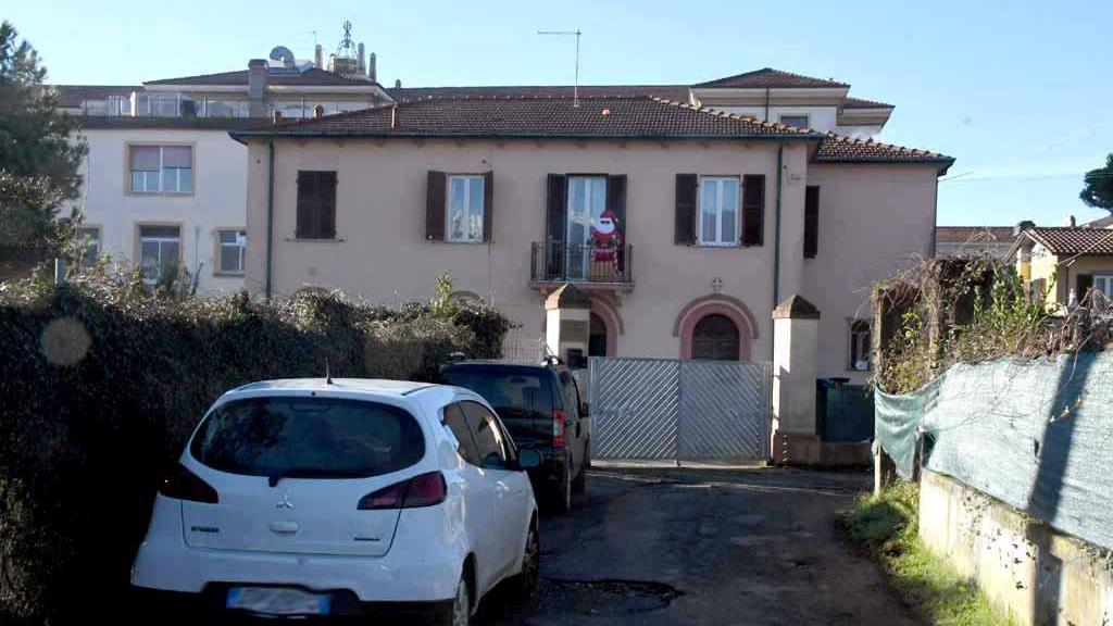 I soldi sulla pelle dei bambini: senza cibo, medicine e senza letti, le strutture lager nella coop