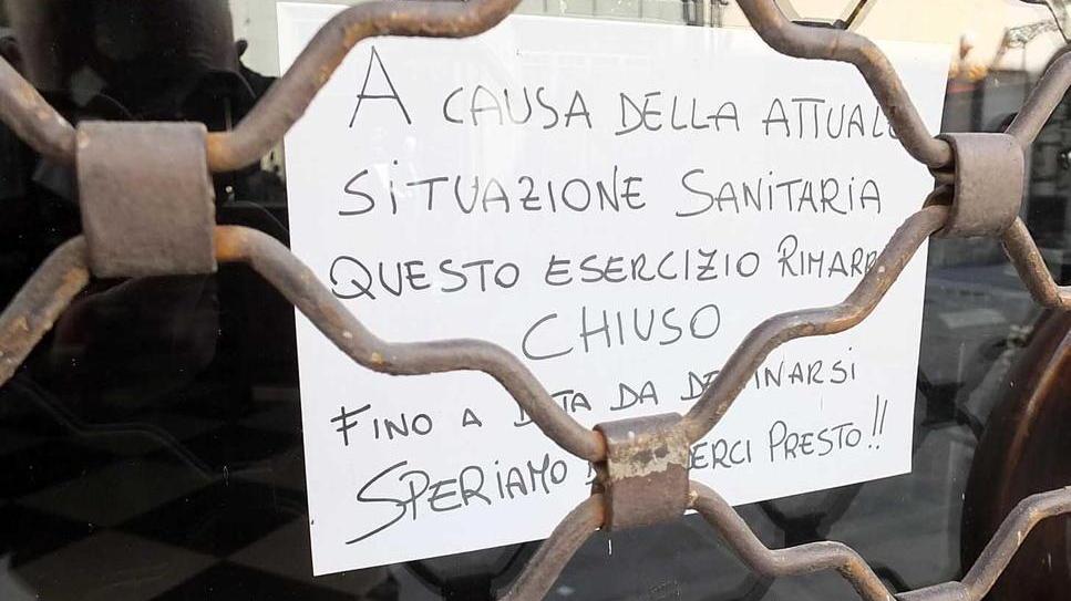 Un locale pubblico chiuso a causa delle restrizioni anti-Covid