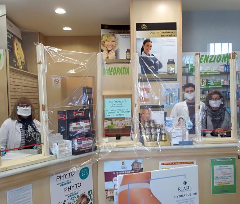 Ferrara, in farmacia boom tachipirina. Ignorati i cosmetici 
