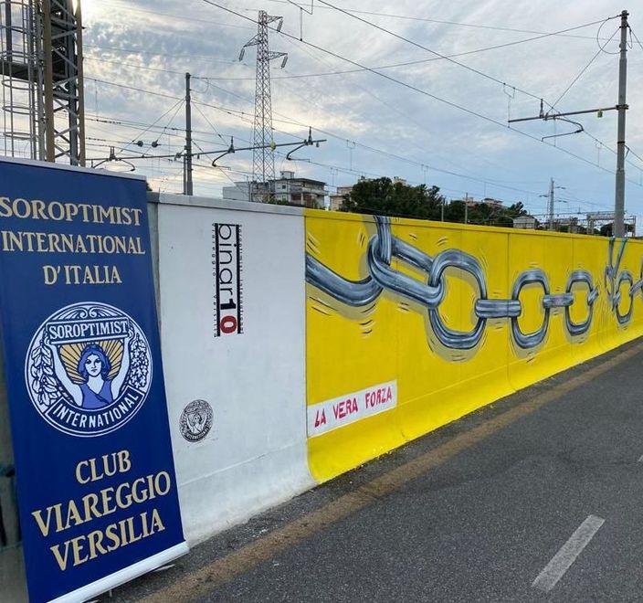 La ricerca del possibile perdono nel murale di Maupal sulla strage