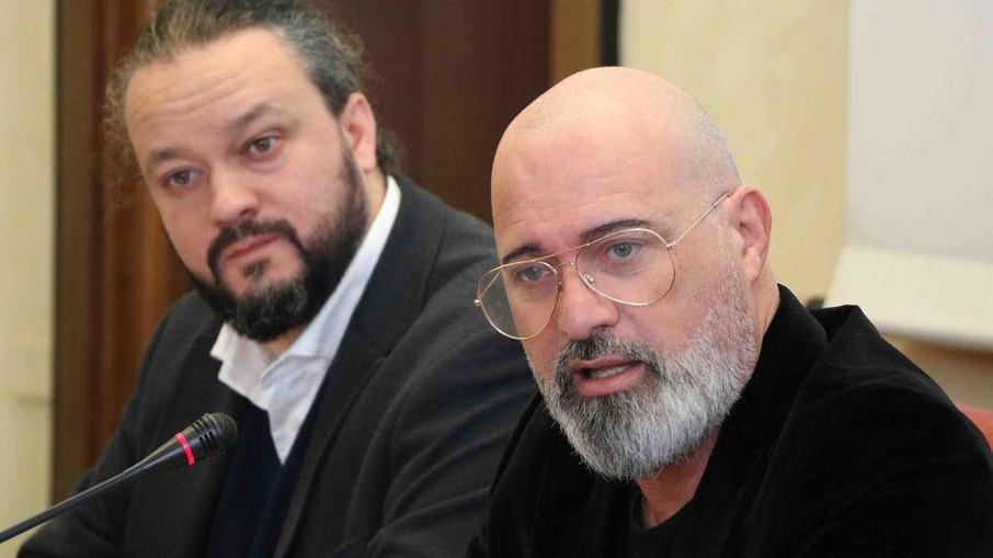 Consensi, il sindaco perde quasi 4 punti Vola Bonaccini +6%