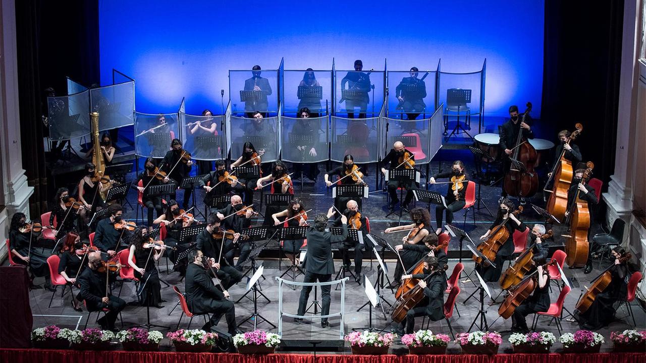 L’orchestra Canepa al Ten apre le danze per Grazia 
