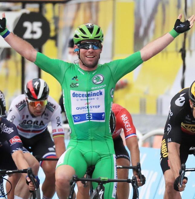 Cavendish brucia tutti in volata e insidia il record di Merckx