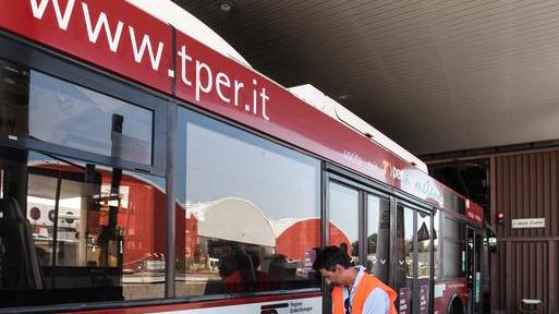 Dodici nuovi autobus a idrogeno e 45 a metano per 16,5 milioni di euro