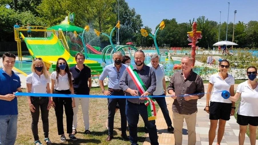 Piscina al parco urbano Partenza positiva Fabbri apre la stagione
