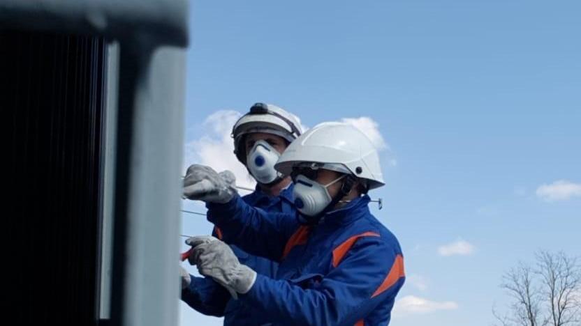 Guasto alla linea sull’isola tecnici Enel ancora al lavoro