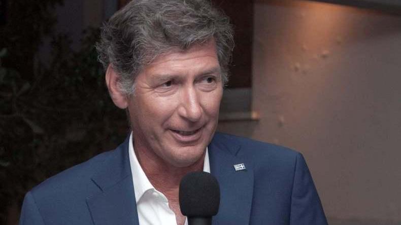 Muore in moto il direttore sportivo del Circolo nautico: l'impegno in politica e la passione per lo sport